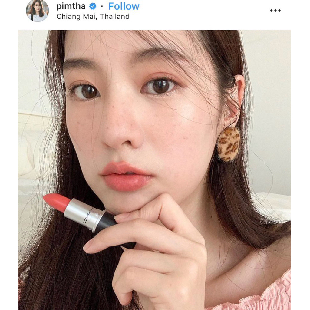 พร้อมส่ง ลิปสติกแบ่งขาย M a c lip สี peachy new year ขนาด 0.25g. แถมฟรีแปรงทาลิป