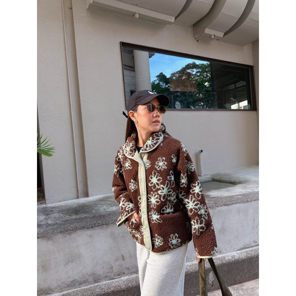 Daisy jacket แจ็คเก็ตลายเดซี่ขาวดำ/น้ำตาลเขียว