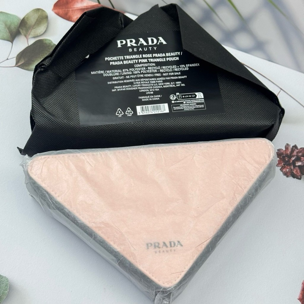 Rare P.r.a.d.a Beauty Cosmetic Bag รูปสามเหลี่ยม สีชมพูสลับดำ  ขนาด 9×5×2"