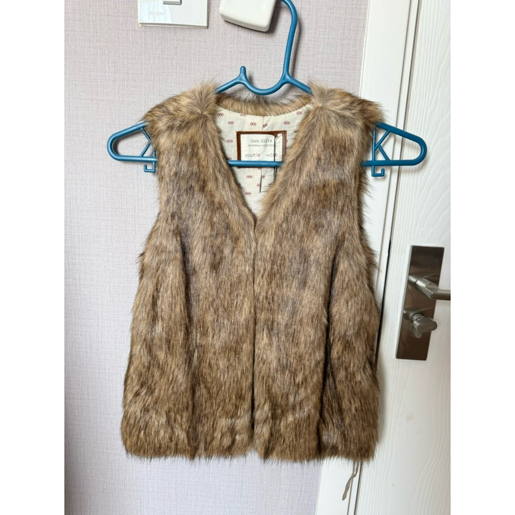 กั๊กกันหนาวขนเฟอร์ zara Kid ไซส์ 128