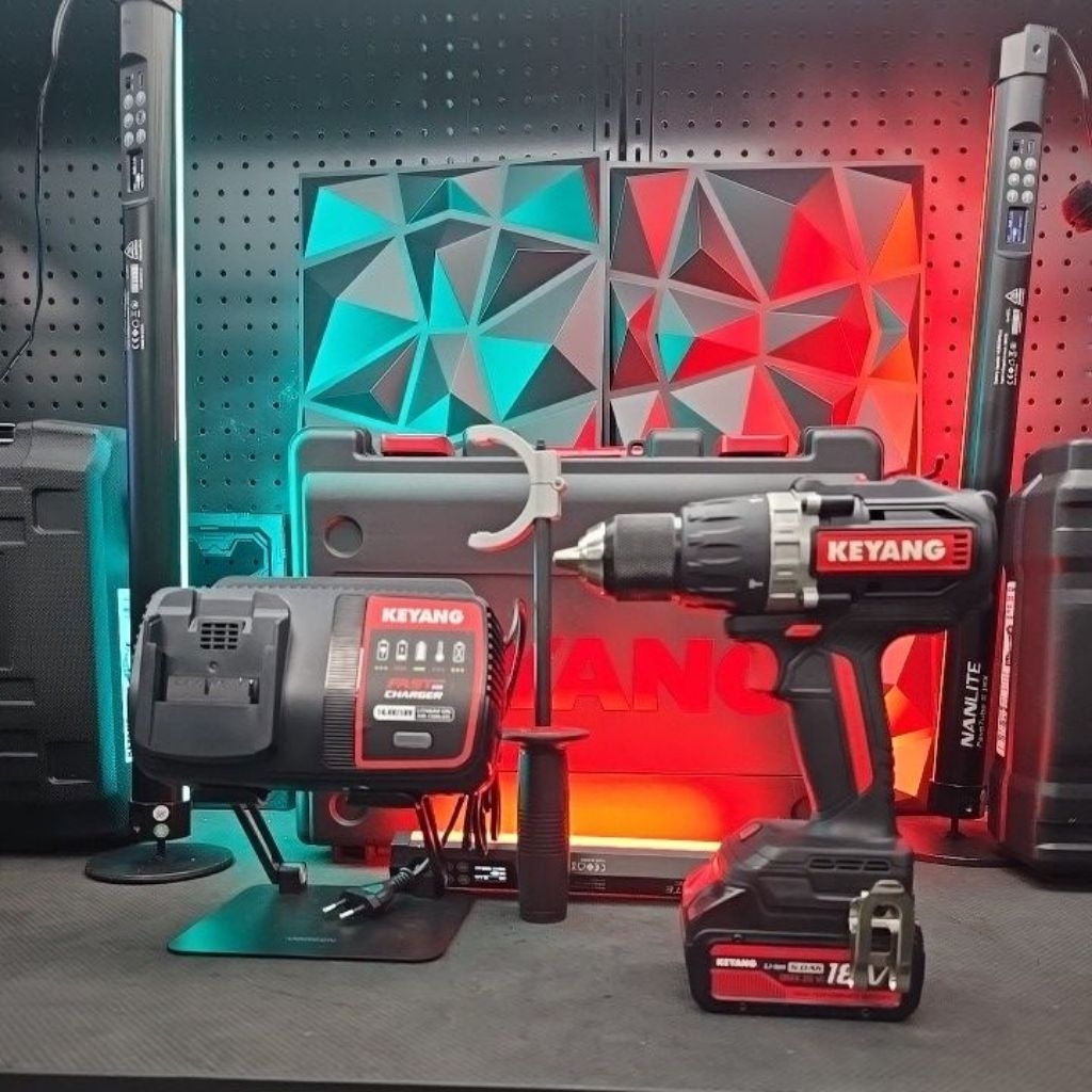 KEYANG DM20BLH-100E สว่านกระแทกไร้สาย 2 สปีด 100NM แบตเตอรี่ 18V 5.0Ah 2 ก้อน เครื่องชาร์จ 1 อัน (ใส