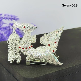 หงส์ติดไหล่ เข็มกลัดหงส์แต่งสไบ เพิ่มความสวยงาม หรูหราแต่เรียบง่าย ประดับกับชุดไทยชุดนางรำได้อย่างลงตัว