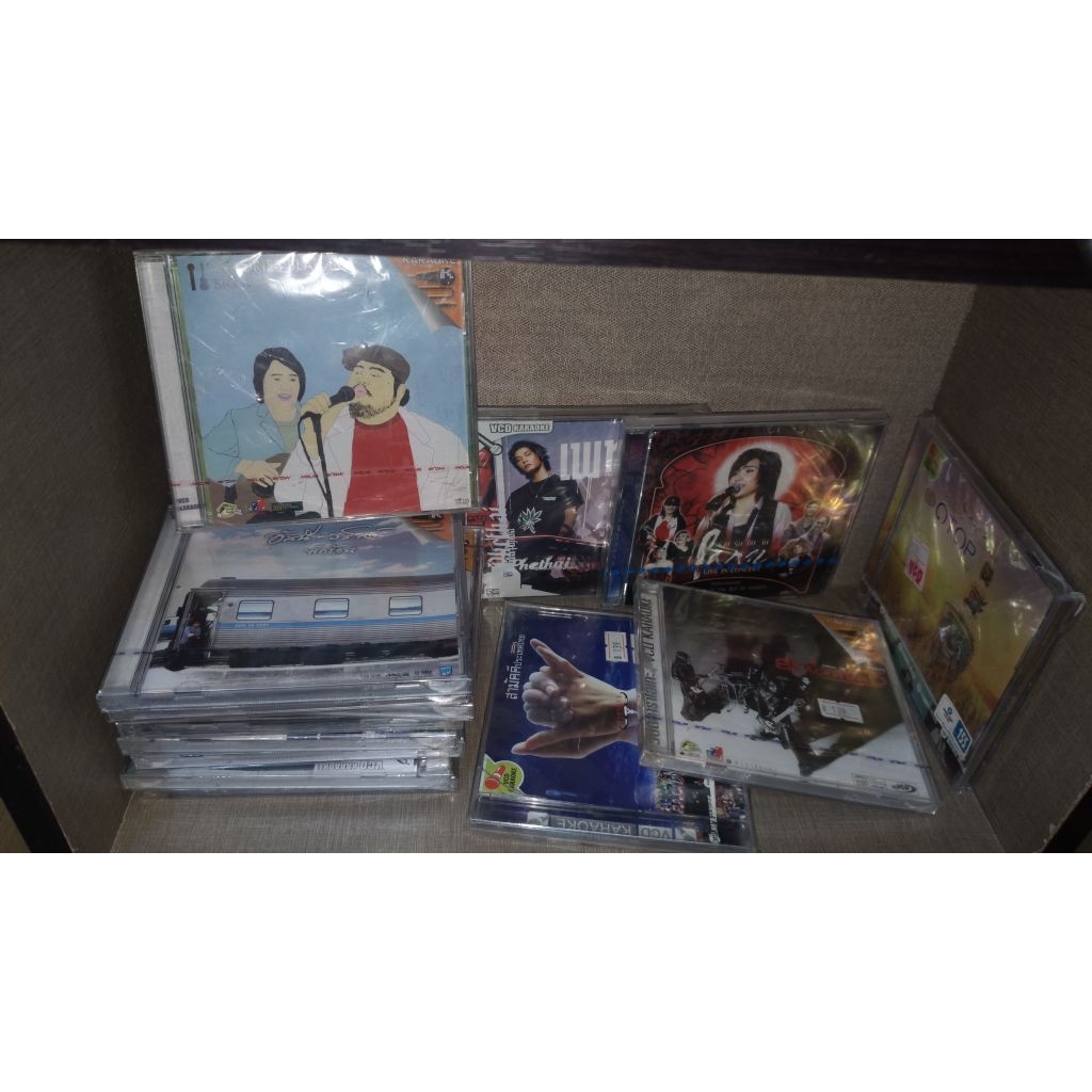 มีสินค้าอัพเดทตลอด แผ่นวีซีดีVCD คาราโอเกะมือหนึ่ง(อ่านรายละเอียดสินค้าก่อนตัดสินใจ)