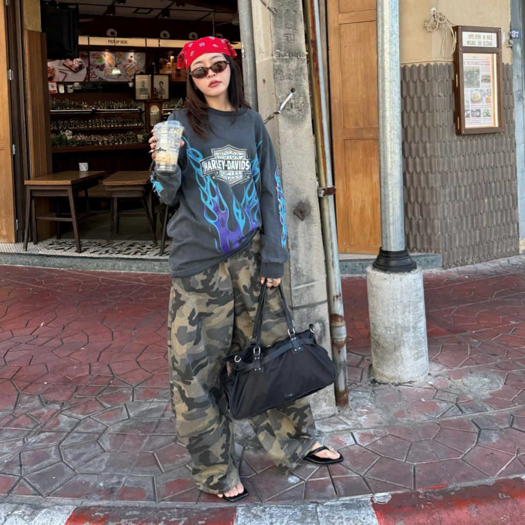 แขนยาว ผ้าฟอก สกรีนหน้าหล้ง พร้อมส่ง