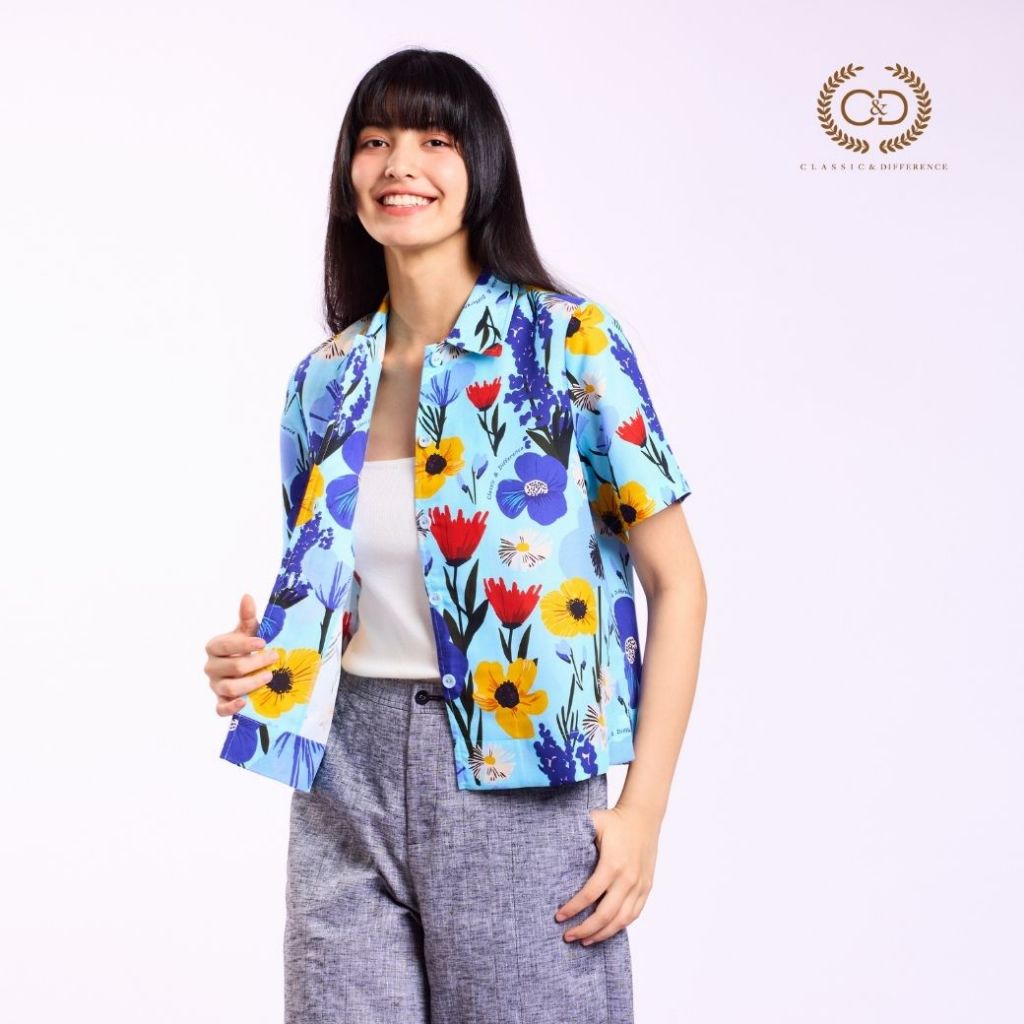 C&D Woman's blouse Wildflower เสื้อผู้หญิง แขนสั้น สีฟ้า CBDABU