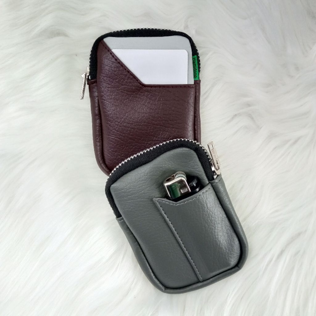 A0076กระเป๋าหนังใส่ใบจากยาเส้นด้านหน้ามี1ช่องและช่องซิปฟันอลูมิเนียมข้างในมี2ช่องและด้านหลังใส่ไฟแช็ค