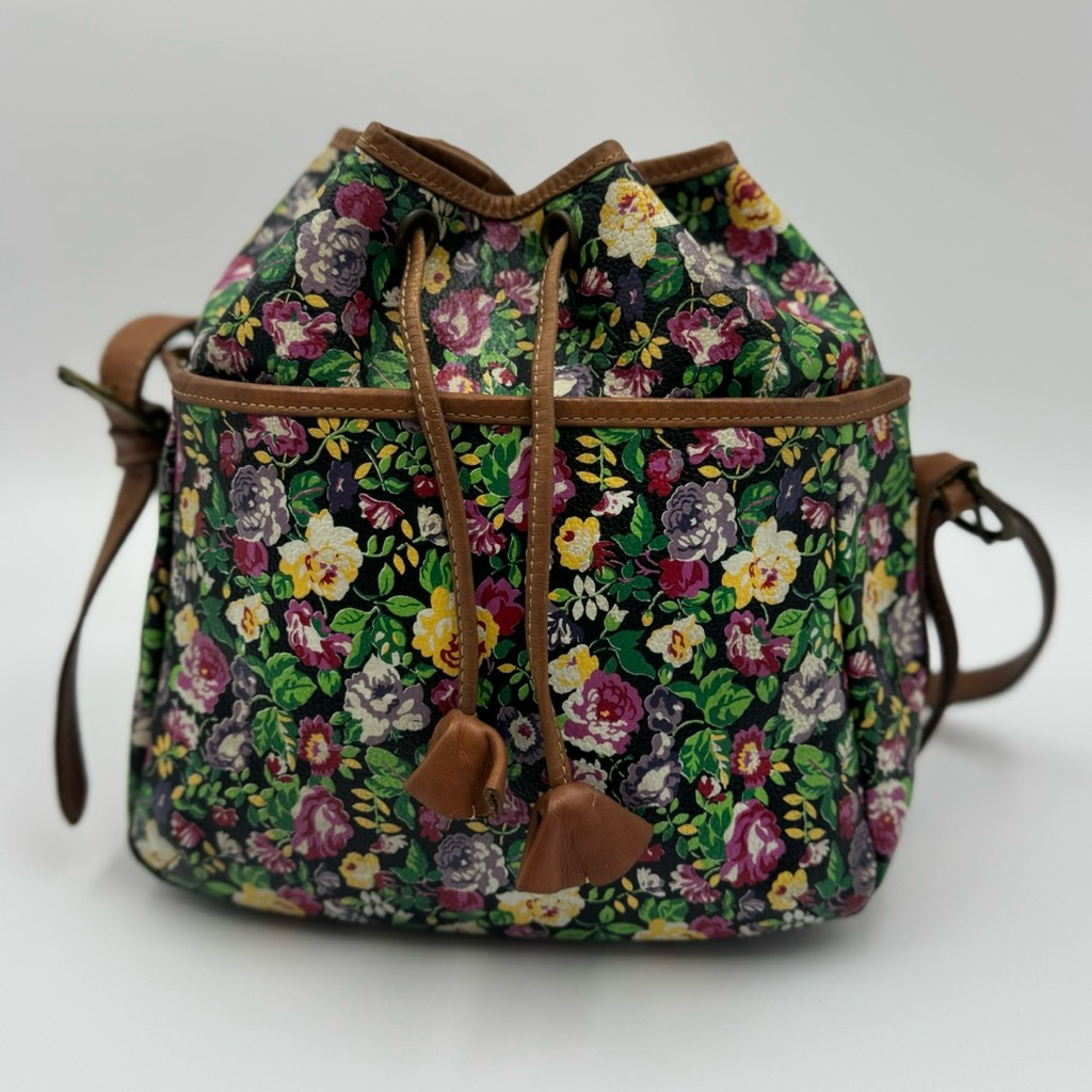 กระเป๋าสะพายทรงขนมจีบ kenzo