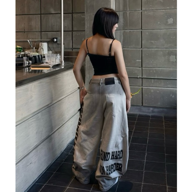 Pre-order (14-20days) แบรนด์เวียดนาม🇻🇳 GRINDHARD | Wide Leg Khaki Jeans with Stone Pattern🖤 - รูปที่ 3