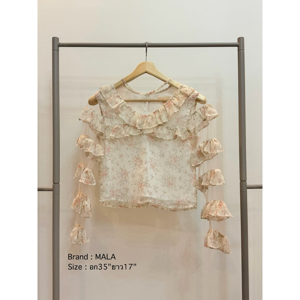 เสื้อแขนยาว แต่งระบายซีทรู แบรนด์ MALA