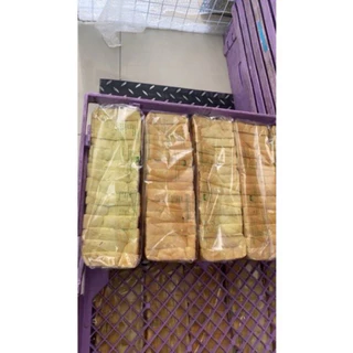 (กล่องละ4แถว)**ส่งสินค้าทุกวัน** ขนมปังปอนด์หั่น2.2เซนติเมตรเนื้อสีเขียว 14 แผ่น