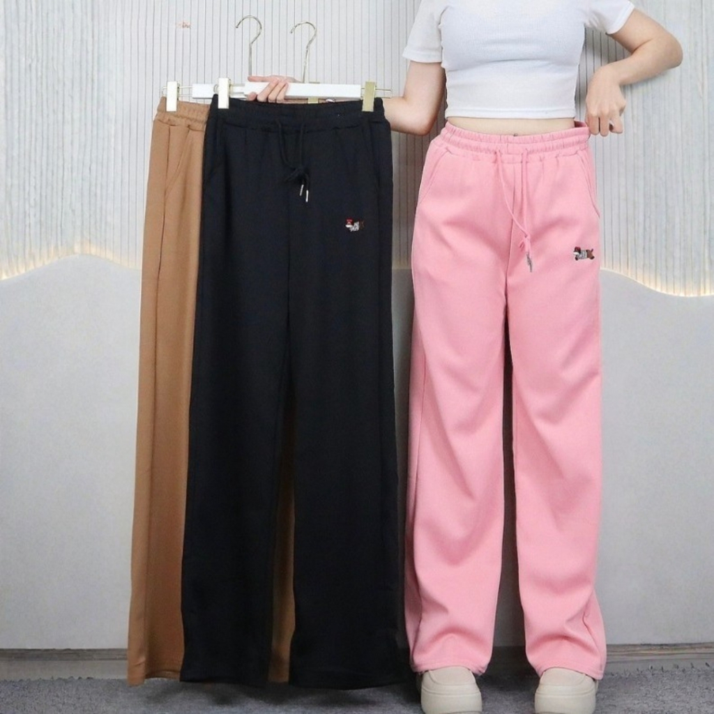 HMB® กางเกงขายาว 9ส่วน ทรงขากระบอกเล็ก ดีเทลปักลาย ผ้าวอร์ม เนื้อผ้านิ่ม ดีไซน์ทรงสปอร์ต p99361#