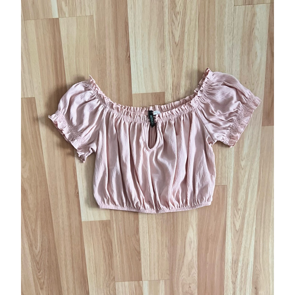 h&m off shoulder crop top