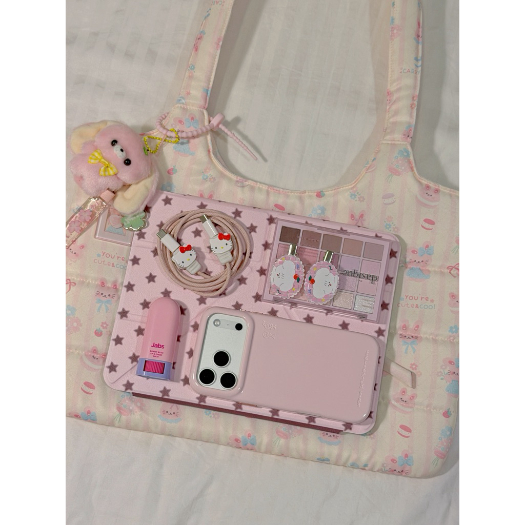 carry me🍮พร้อมส่งYummy กระเป๋าผ้า สะพายข้าง มีซิป มีใย ใส่notebook tablet ipad 13นิ้ว สมุดหนังสือได้