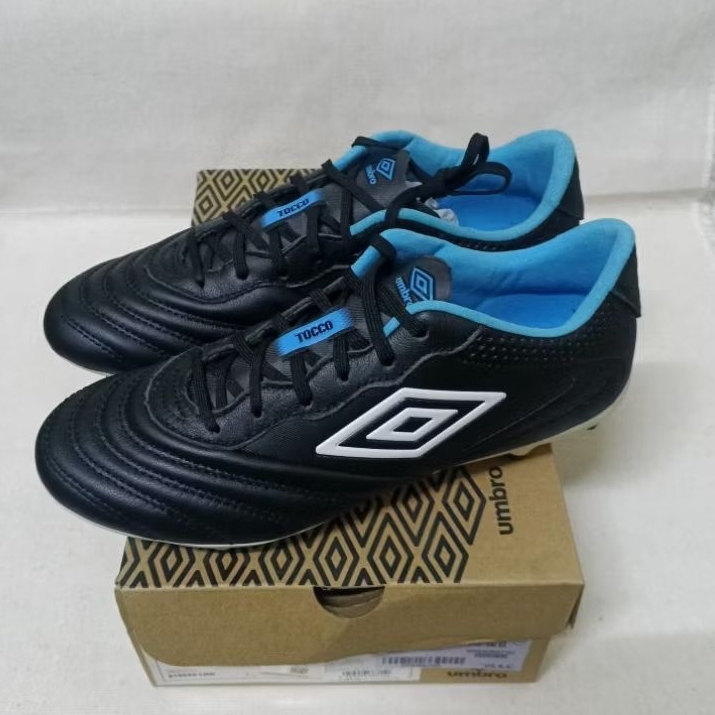 UMBRO Tocco III Premier FG รองเท้าฟุตบอลผู้ชาย