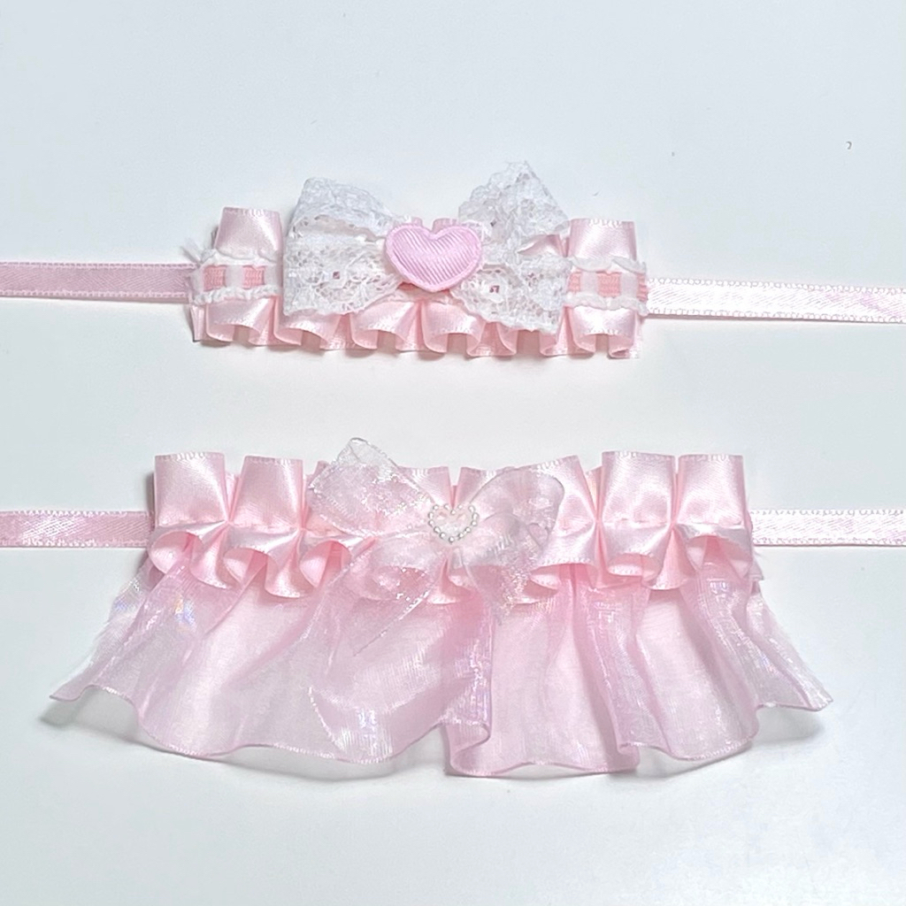 จัดส่ง1-3วัน ชุดตุ๊กตา10cm ลายระบายลูกไม้สีชมพู โบว์หัวใจน่ารัก DIY