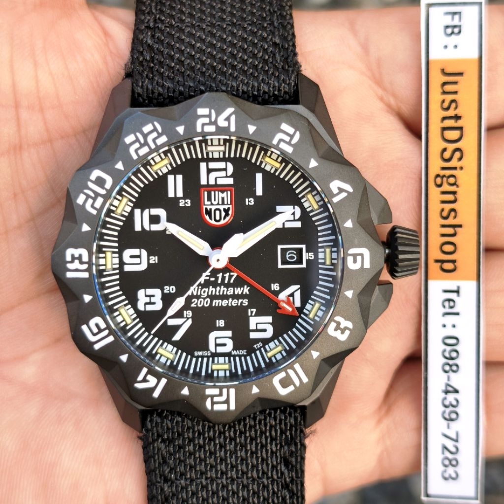 Luminox 6421.F-117 ตัวเรือนสเตนเลส มือ2