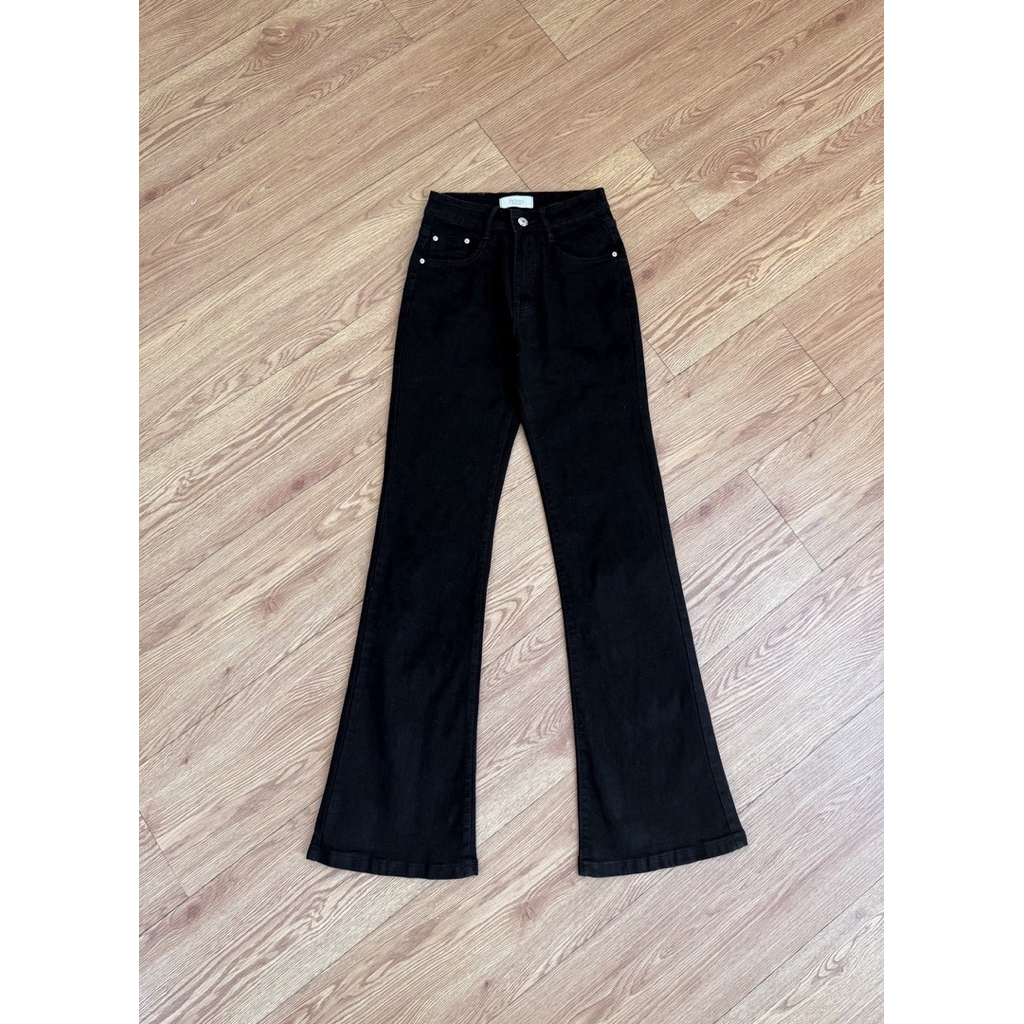 INFINITY : Pitch Jeans (พิช) กางเกงยีนส์ขาม้าเล็กทรงสวยใส่แล้วขาดูเรียวยาว