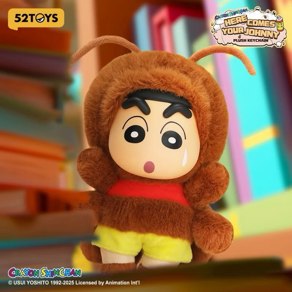 ✨ พรีออเดอร์✨ พวงกุญแจตุ๊กตาชินจังชุดแมลงสาบ Crayon Shin-chan พวงกุญแจห้อยกระเป๋า (52TOYS) ลิขสิทธิ์