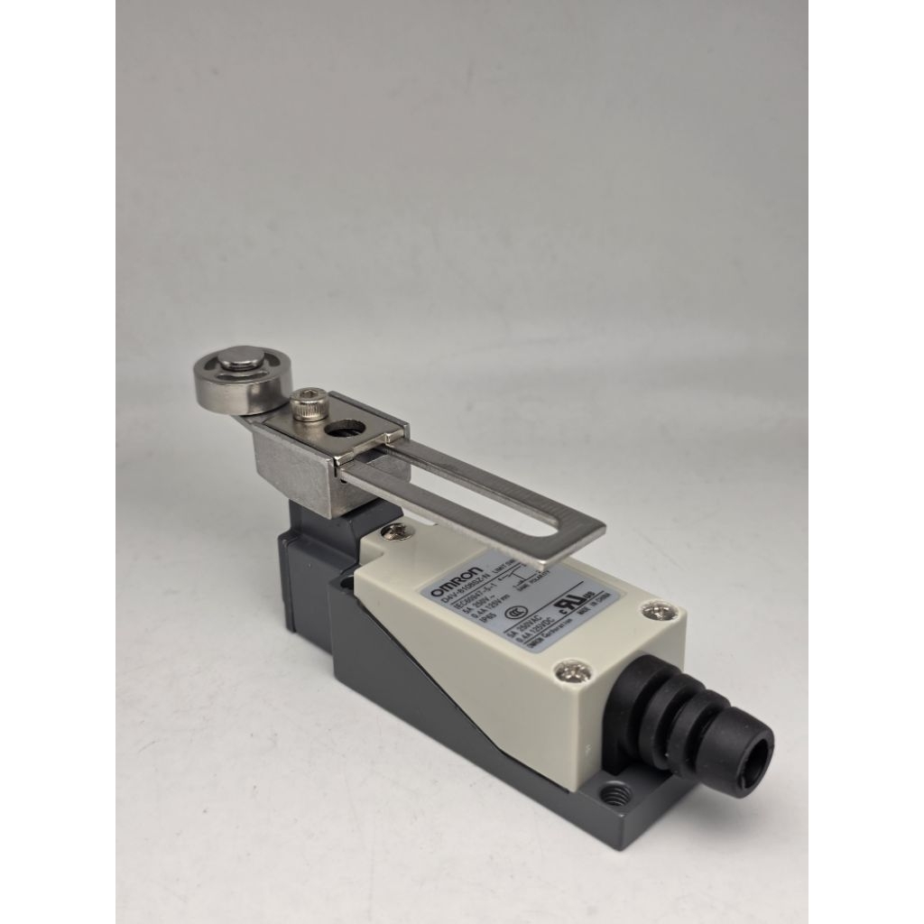 Limit Switch. D4V D4V8108SZ-N 5A 250V จัดส่งทุกวัน