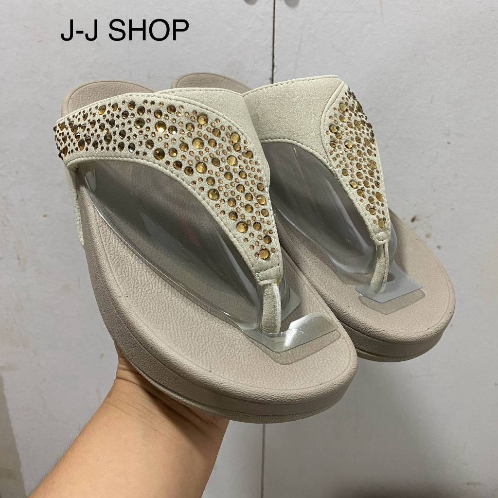 รองเท้าผู้หญิง รองเท้าแตะงานดีใส่สบาย สินค้าพร้อมส่งทุกสี มีเบอร์36——-40