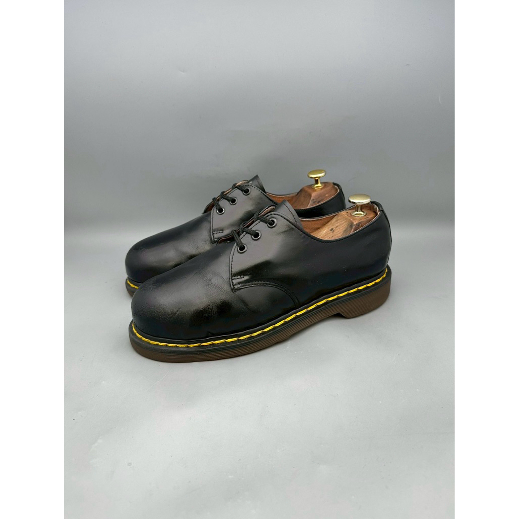 Dr.martens 1925 England ( หัวเหล็ก ) Size41