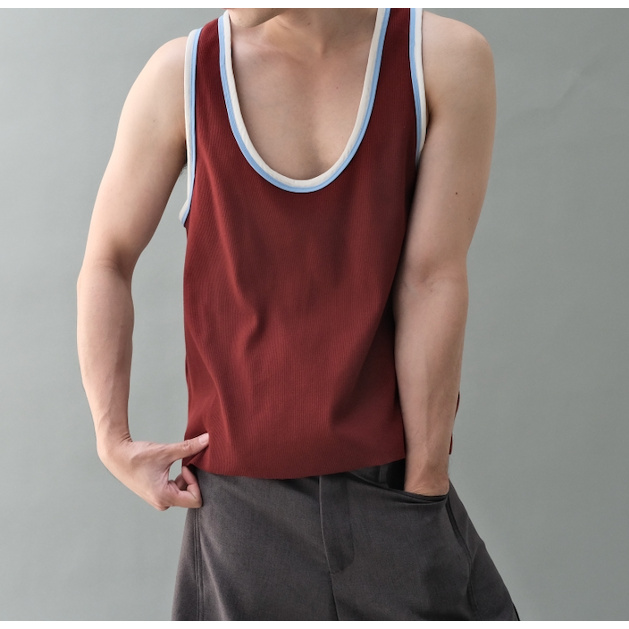 Leela - Red tank top - เสื้อกล้ามผ้ายืดคอลึก มี 3 สี