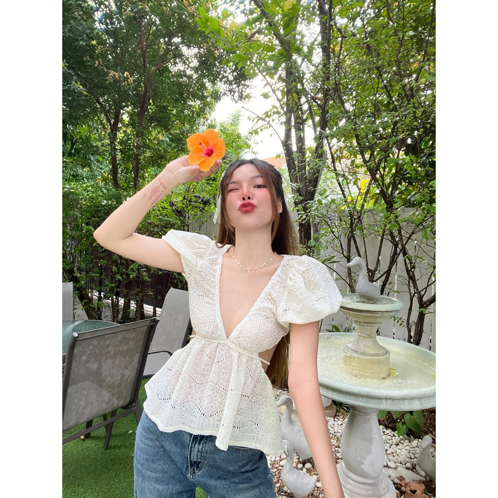 Pitcha งานเสื้อขาวฉลุงานสวยสไตล์pitcha งานคุณภาพ