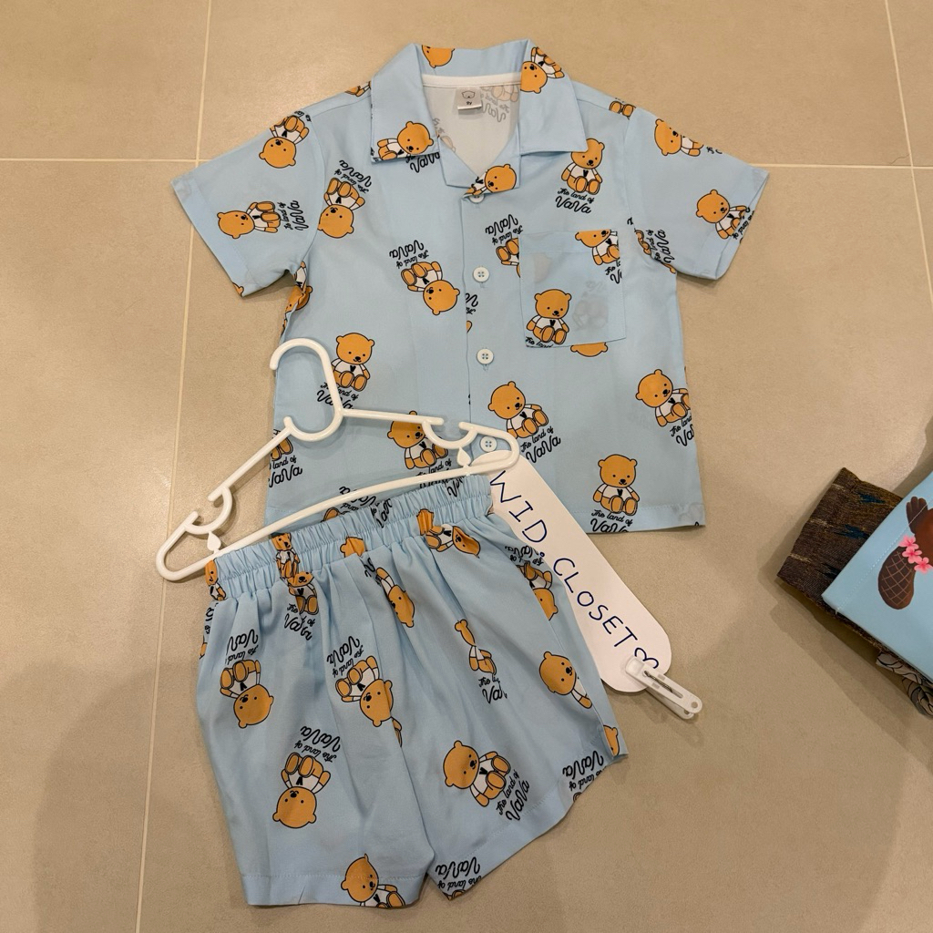 💙 ส่งต่อ เซ็ตเชิ้ต the Land of vava shirt & shorts size 2y • vava land