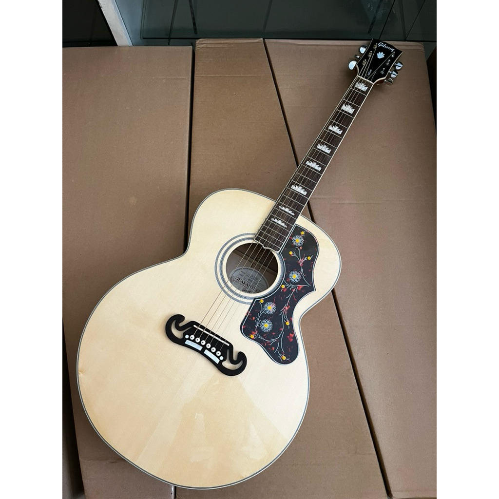 กีต้าร์โปร่ง Gibson J200 งานพรีเมี่ยม Jumbo 42นิ้ว Acoustic Guitar Gibson J200 42 inch ( พร้อมส่งในไ
