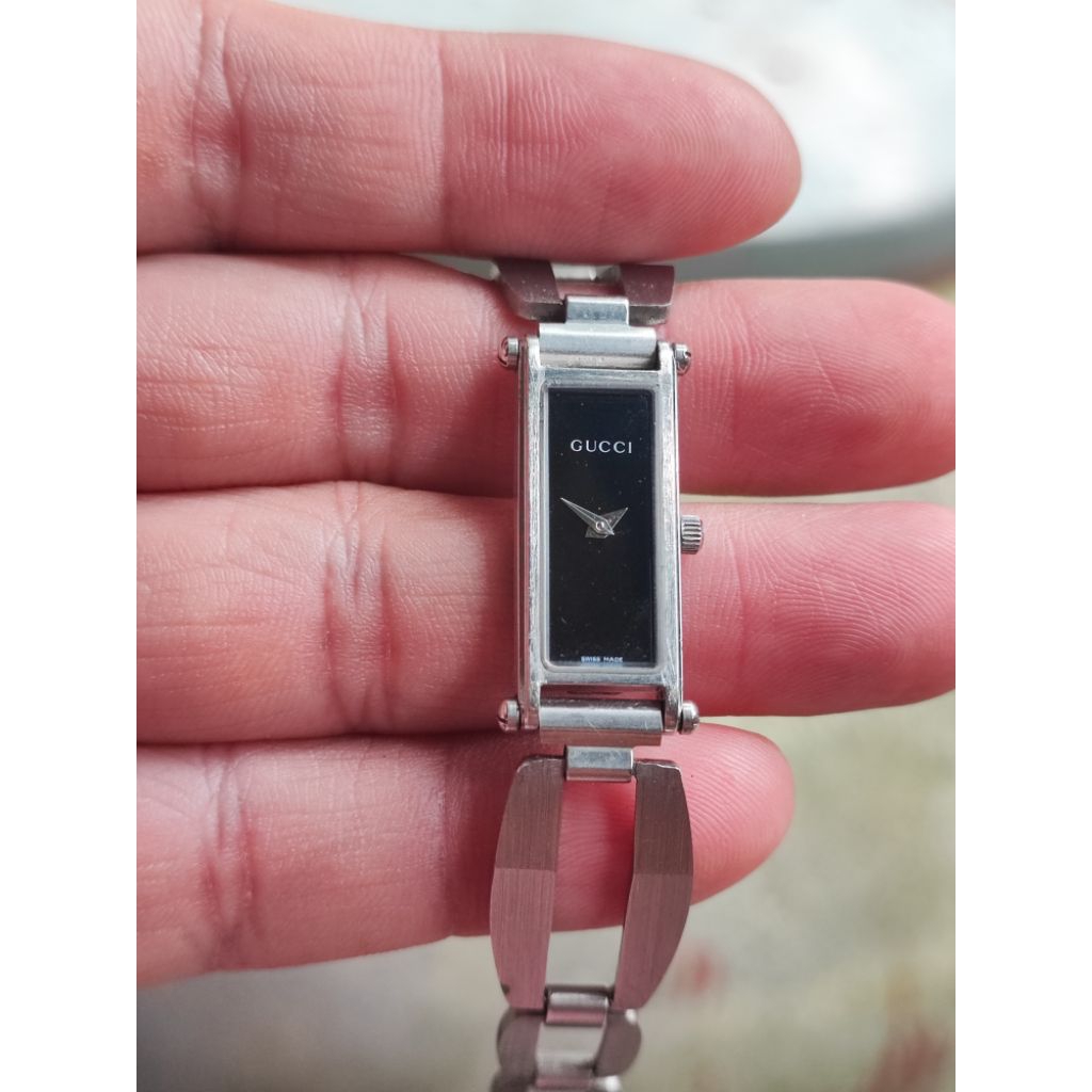 นาฬิกา gucci 1500l สายกำไร maruman(used)