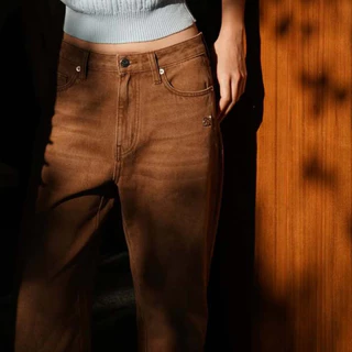 5pm.sun | the real jeans : กางเกงยีนส์ทรง loose fit พร้อมป้ายหนังเลข 5 signature :-)