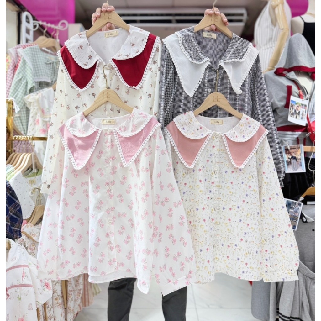 ป้าย Lilly เสื้อผ้าครัชพิมพ์ลายแต่งปก 2 ชั้น อก 40 นิ้ว ยาว 23 นิ้ว