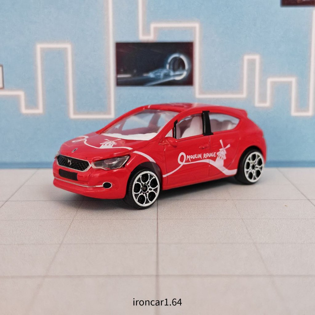 โมเดลรถ majorette citroen DS4 สีแดง