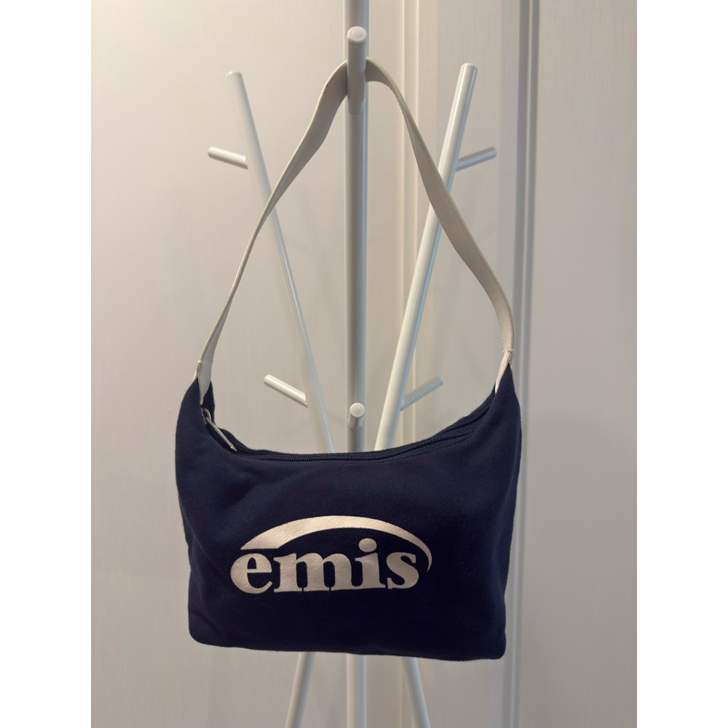 Emis กระเป๋าถือใบเล็ก