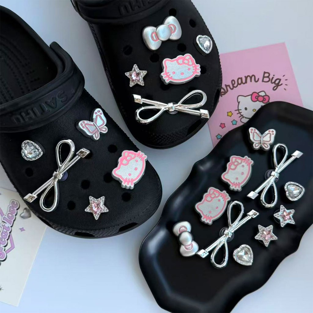 ตัวติดรองเท้า การ์ตูนแมวน่ารัก 10 ชิ้น ของตกแต่งรองเท้าหยอดรู แบบ DIY วัสดุ ABS - รูปที่ 3