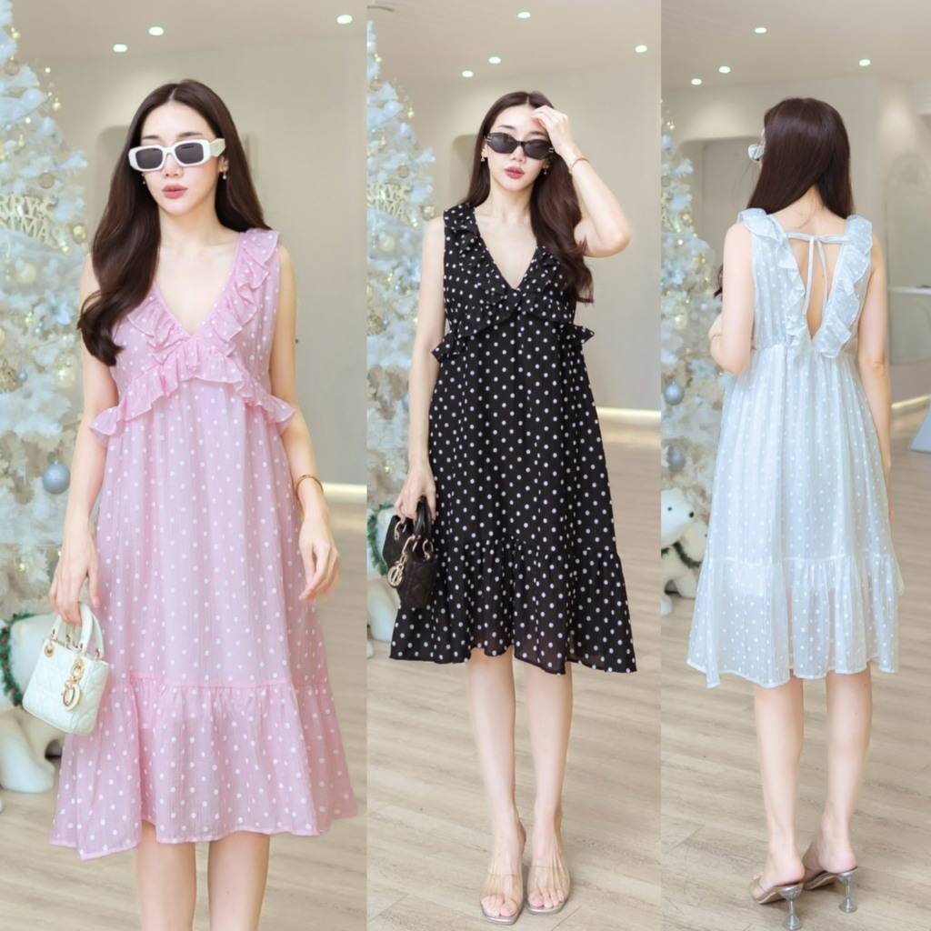 P1669  เดรสแขนกุดคอวีลายจุด ดีเทลแต่งระบายช่วงคอและเอว