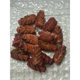 แมงภู่คำ ไม้ประดู่ไม่ผ่านพิธี