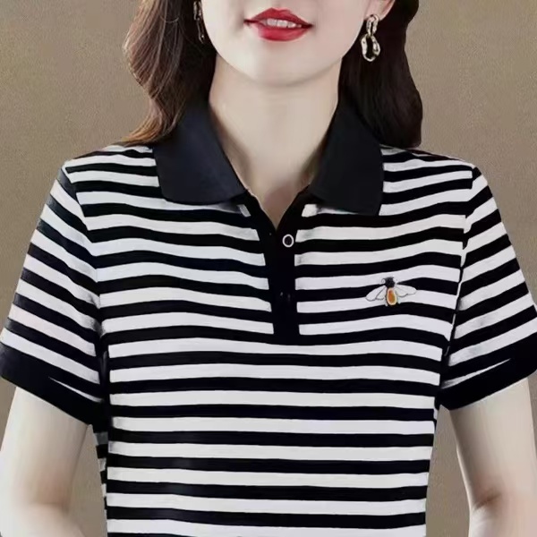 เสื้อยืดแขนสั้นลายทางปกเสื้อโปโลรุ่นใหม่เสื้อตัวในเสื้อลำลองสำหรับคุณแม่วัยกลางคน