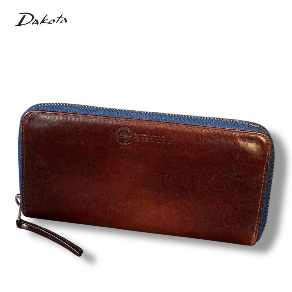 Dakota กระเป๋าสตางค์ใบยาว