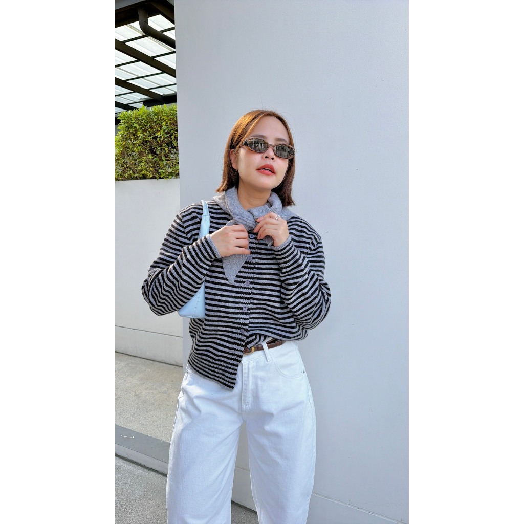 AMCORNER🤎🤎Fluffy cardigan🤎🤎 ผ้าทอเนื้อนุ่ม เนื้อแน่น อยู่ทรง แต่มีความยืดหยุ่น เสื้อแขนยาว สเวตเตอร์