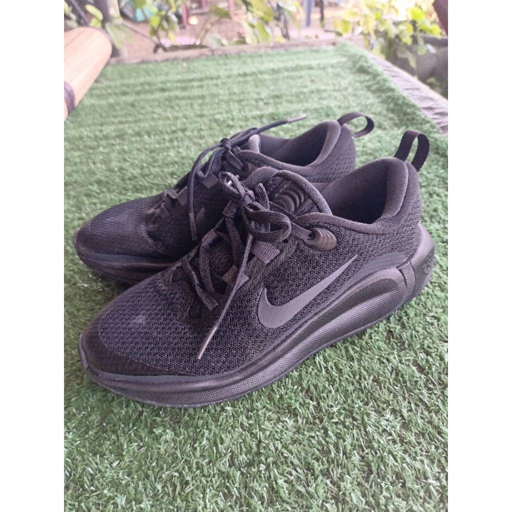 รองเท้า nike infinity flow ไซส์ EUR 35.5 แท้ มือสอง