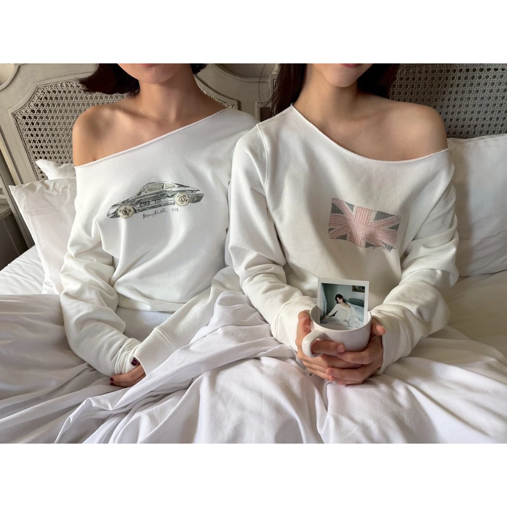 bemyblair__official: Anna and Elli’s Winter Sweater