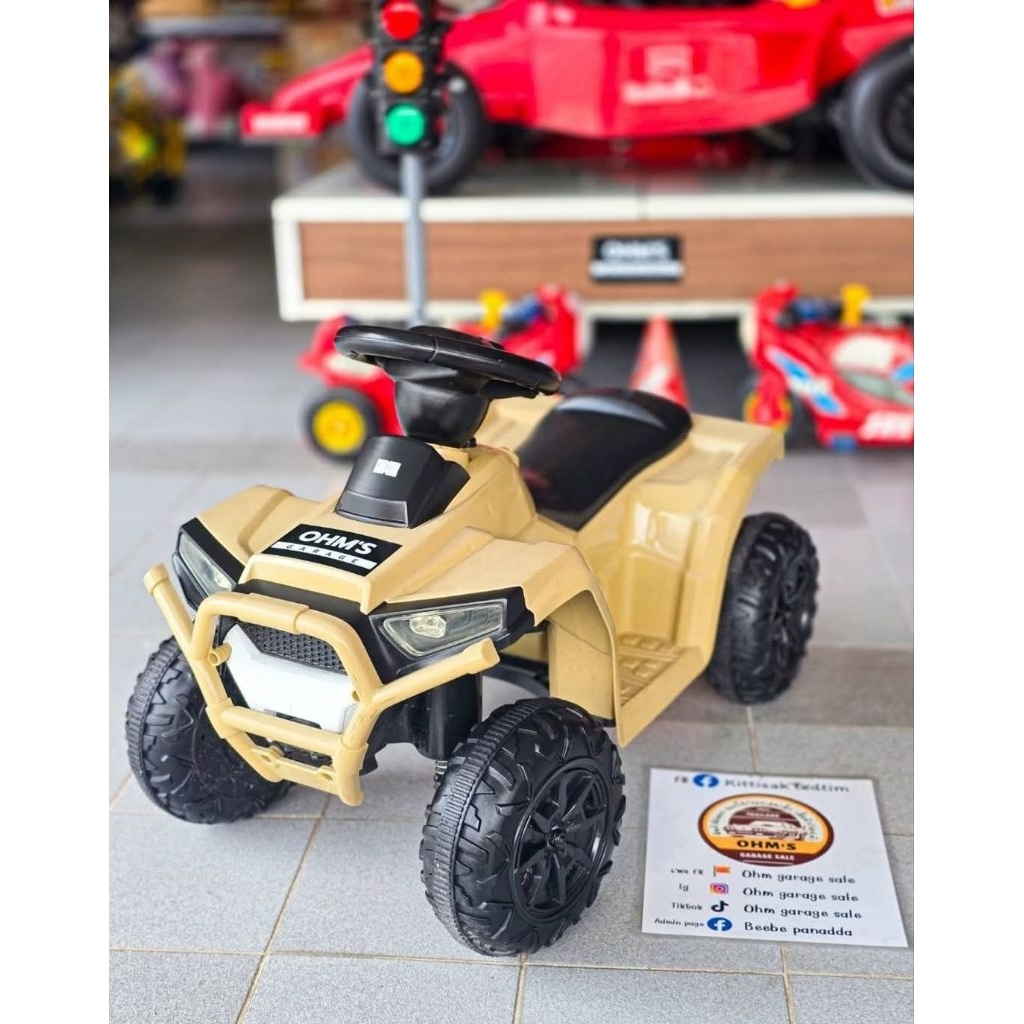 รถแบตเด็กขับ ทรง ATV มือสองมีแบตใหม่ ที่ชาร์จครบ