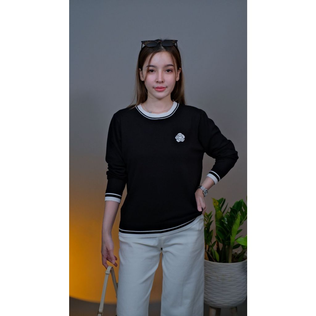 🔥Chanan☘️ CN30 เสื้อไหมพรมคอกลม แต่งขอบ ดีเทลลายดอกไม้เล็กๆ ใส่สบาย โทนสีสวย 4สี่