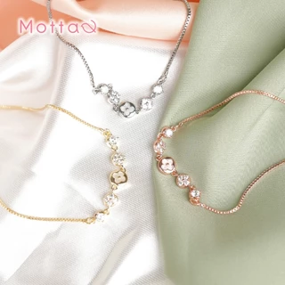 Motta Lucky Blooms Online Exclusive สร้อยข้อมือชุบทองคำขาว ใบโคลเวอร์ ดีไซน์สวยหรู สไตล์แฟชั่น