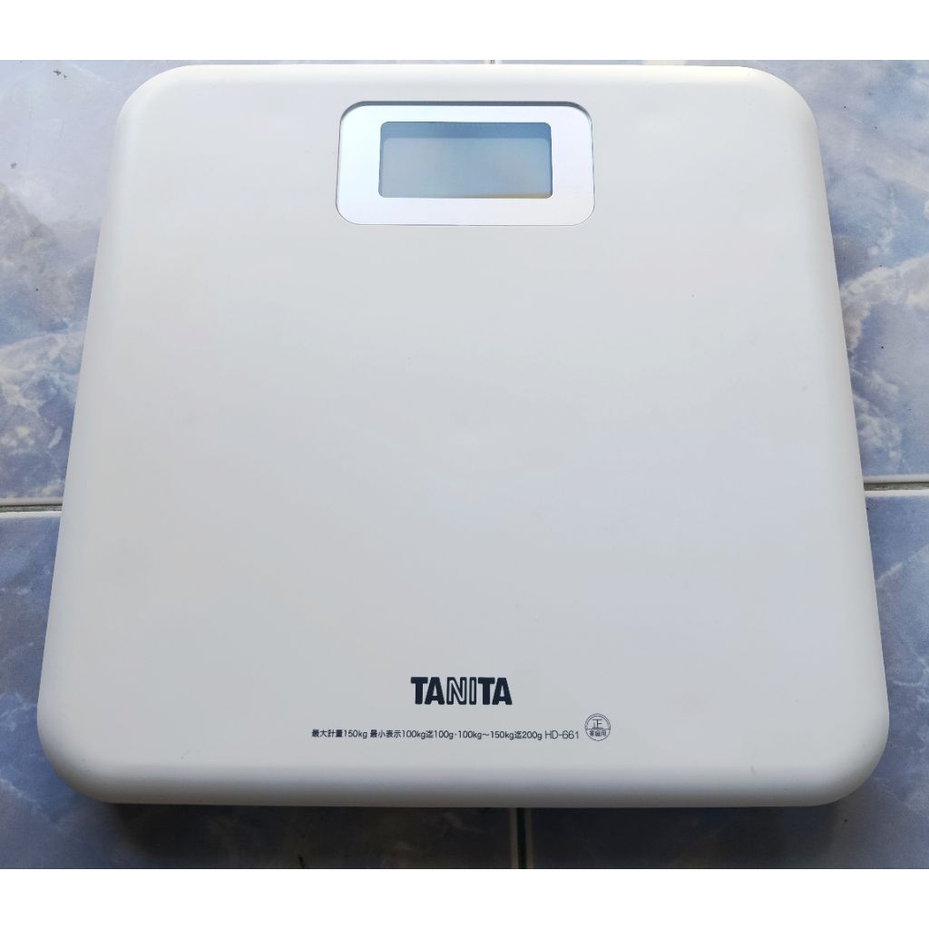 เครื่องชั่งน้ำหนัก Tanita (มือสอง)