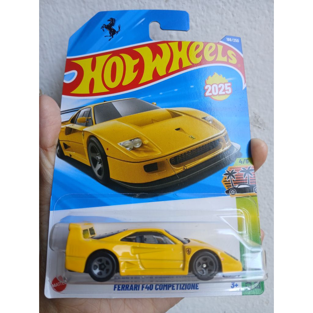 FERRARI F40 COMPETIZIONE