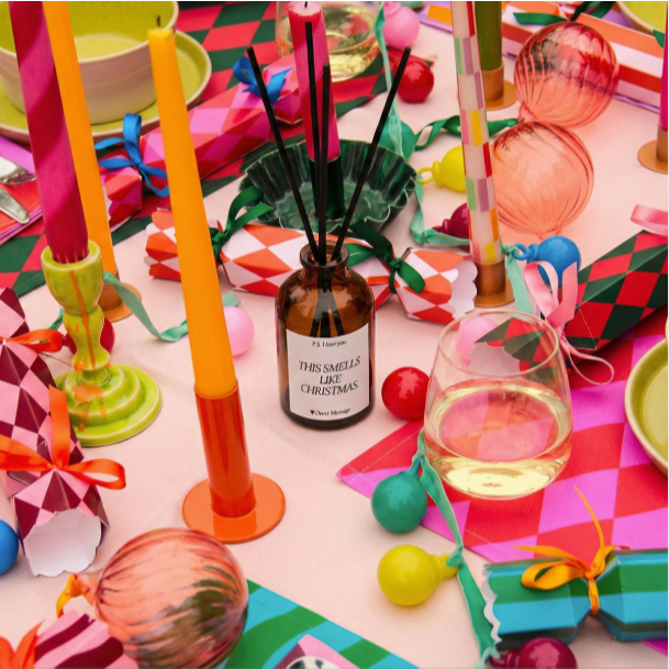 ก้านไม้หอม Multi-spray Aroma Perfume กลิ่น Santa's Favourite Scent Christmas Edition ของขวัญคริสต์มาส ของขวัญปีใหม่