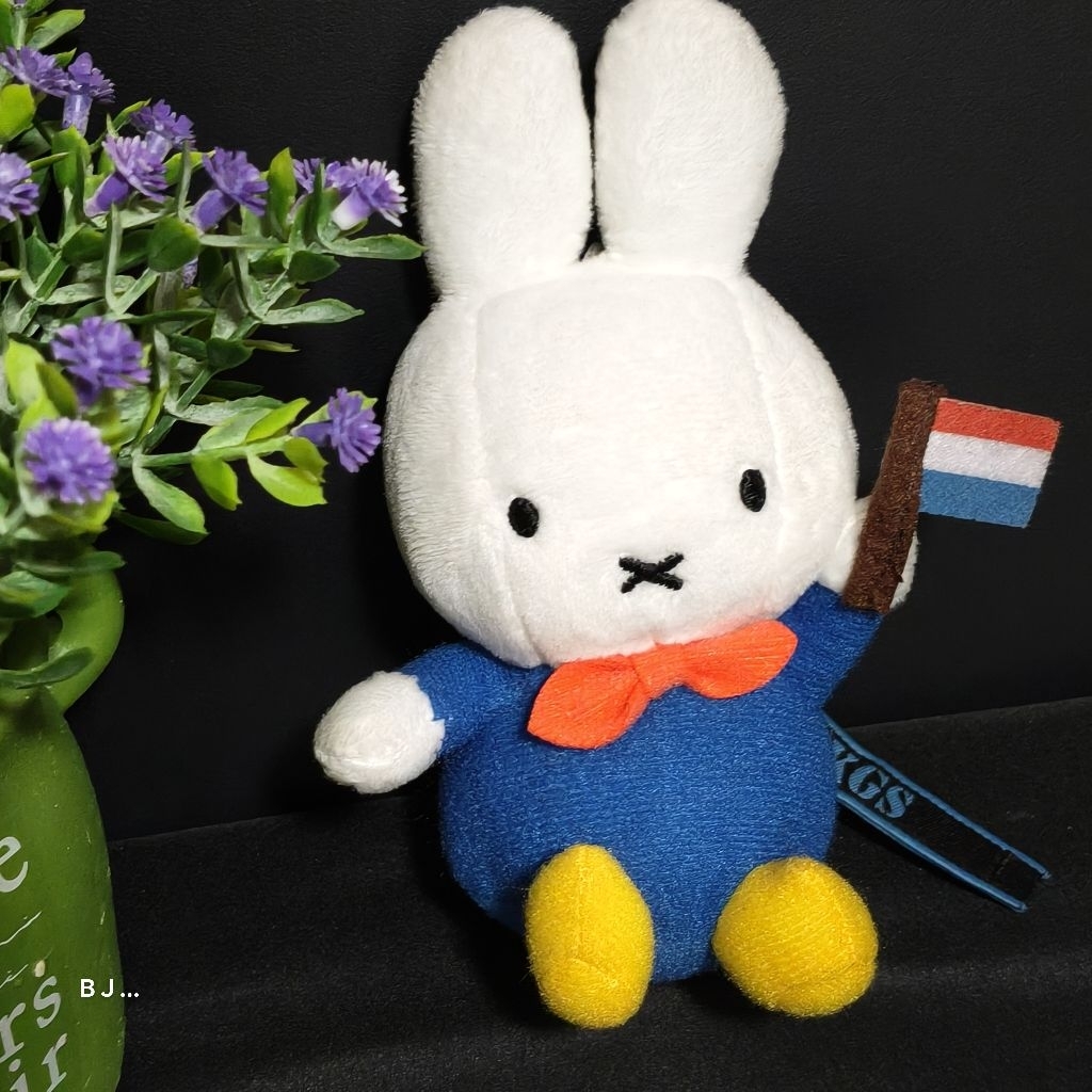 พวงกุญแจตุ๊กตามิฟฟี่ Huis Ten Bosch น่ารัก แท้💯