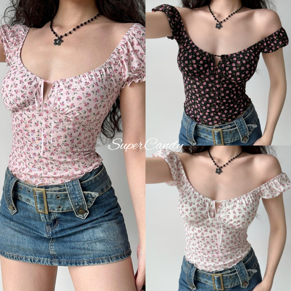 SuperCandy🌷เสื้อยืดพิมพ์ลายดอกไม้สวยงามอ่อนหวาน ดีไซน์ผูกเชือกและแขนพอง - เสื้อแขนสั้นทรงเข้ารูป